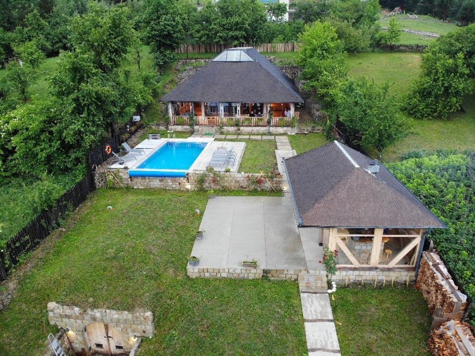Casa Thymus Villa Soveja Exterior photo